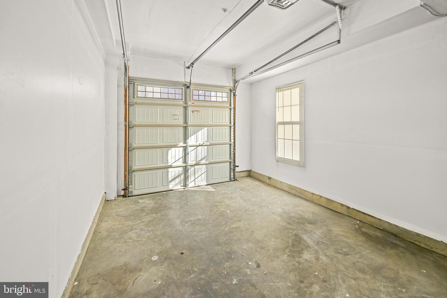 25928 RACING SUN DR, ALDIE, Virginia 20105, 3 Bedrooms Bedrooms, ,2 BathroomsBathrooms,Residential,For sale,25928 RACING SUN DR,VALO2114824 MLS # VALO2114824