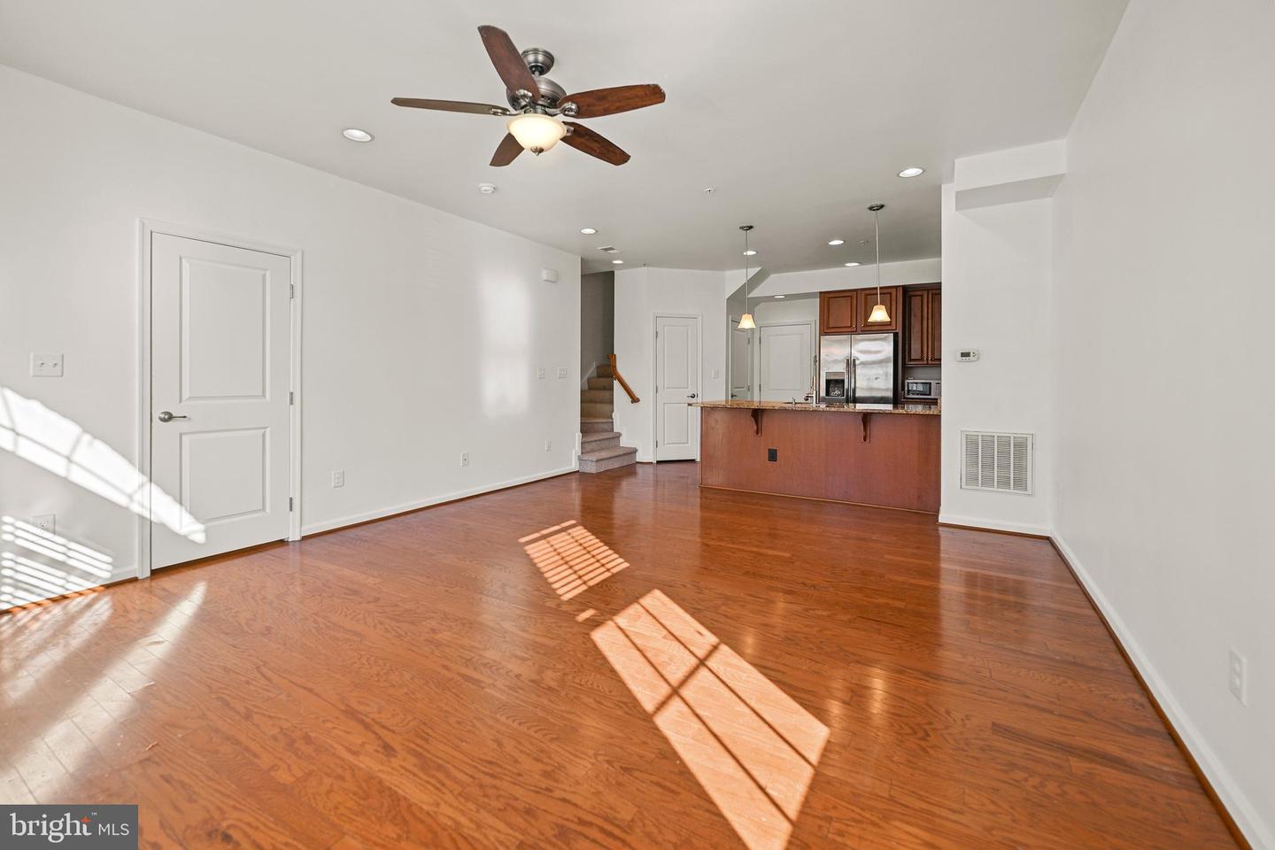 25928 RACING SUN DR, ALDIE, Virginia 20105, 3 Bedrooms Bedrooms, ,2 BathroomsBathrooms,Residential,For sale,25928 RACING SUN DR,VALO2114824 MLS # VALO2114824