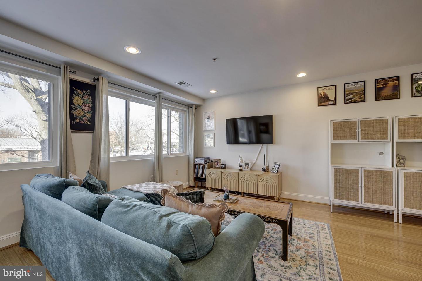 804 TAYLOR ST NW #201, WASHINGTON, District Of Columbia 20011, 2 Bedrooms Bedrooms, ,2 BathroomsBathrooms,Residential,For sale,804 TAYLOR ST NW #201,DCDC2244000 MLS # DCDC2244000