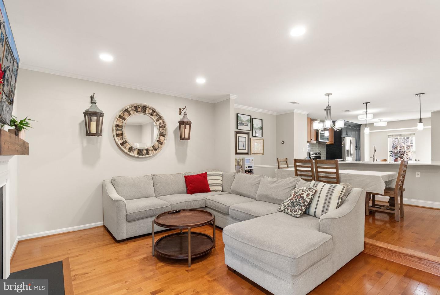 6066 HEATHERWOOD DR, ALEXANDRIA, Virginia 22310, 3 Bedrooms Bedrooms, ,3 BathroomsBathrooms,Residential,For sale,6066 HEATHERWOOD DR,VAFX2288412 MLS # VAFX2288412