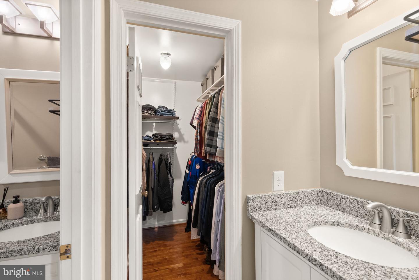 6066 HEATHERWOOD DR, ALEXANDRIA, Virginia 22310, 3 Bedrooms Bedrooms, ,3 BathroomsBathrooms,Residential,For sale,6066 HEATHERWOOD DR,VAFX2288412 MLS # VAFX2288412