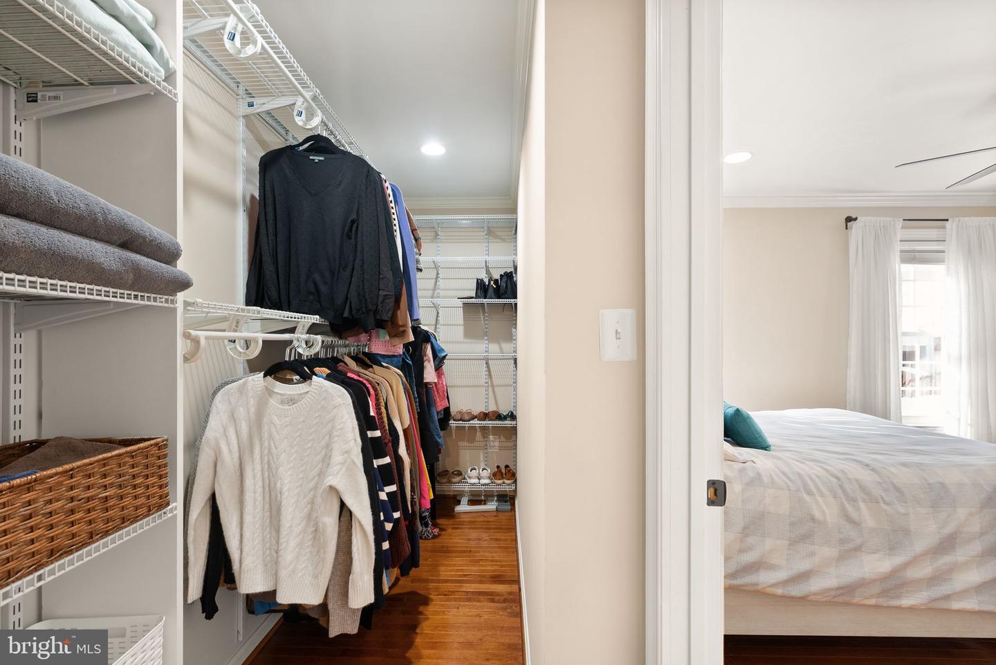 6066 HEATHERWOOD DR, ALEXANDRIA, Virginia 22310, 3 Bedrooms Bedrooms, ,3 BathroomsBathrooms,Residential,For sale,6066 HEATHERWOOD DR,VAFX2288412 MLS # VAFX2288412