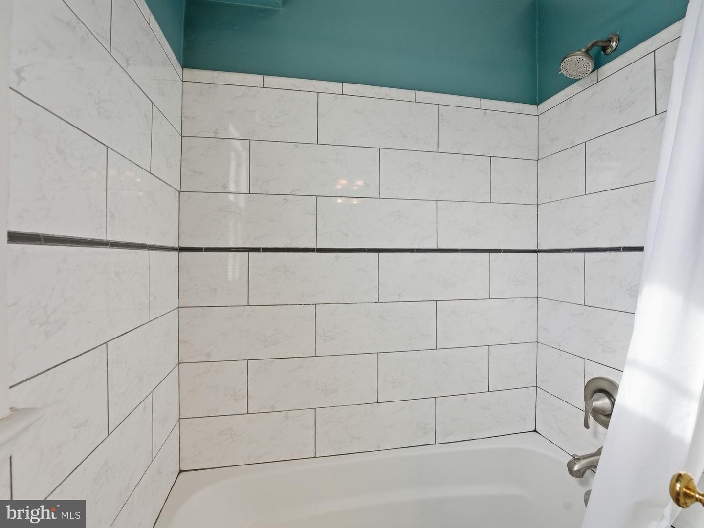 1400 S EDGEWOOD ST #515, ARLINGTON, Virginia 22204, 2 Bedrooms Bedrooms, ,1 BathroomBathrooms,Residential,For sale,1400 S EDGEWOOD ST #515,VAAR2068402 MLS # VAAR2068402