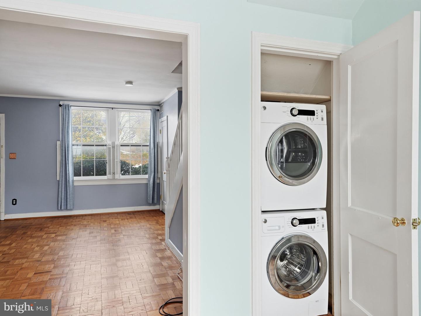 1400 S EDGEWOOD ST #515, ARLINGTON, Virginia 22204, 2 Bedrooms Bedrooms, ,1 BathroomBathrooms,Residential,For sale,1400 S EDGEWOOD ST #515,VAAR2068402 MLS # VAAR2068402