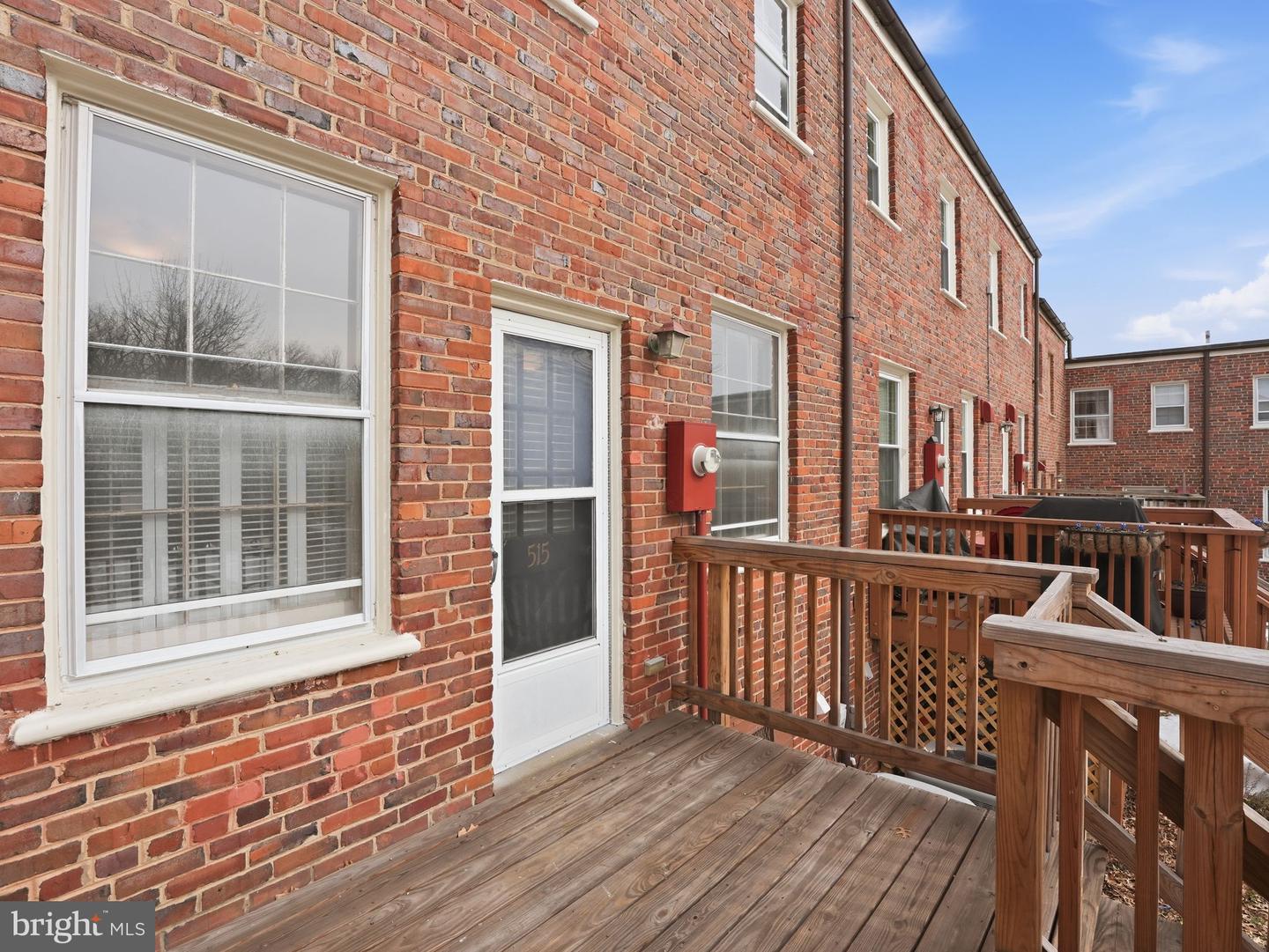 1400 S EDGEWOOD ST #515, ARLINGTON, Virginia 22204, 2 Bedrooms Bedrooms, ,1 BathroomBathrooms,Residential,For sale,1400 S EDGEWOOD ST #515,VAAR2068402 MLS # VAAR2068402