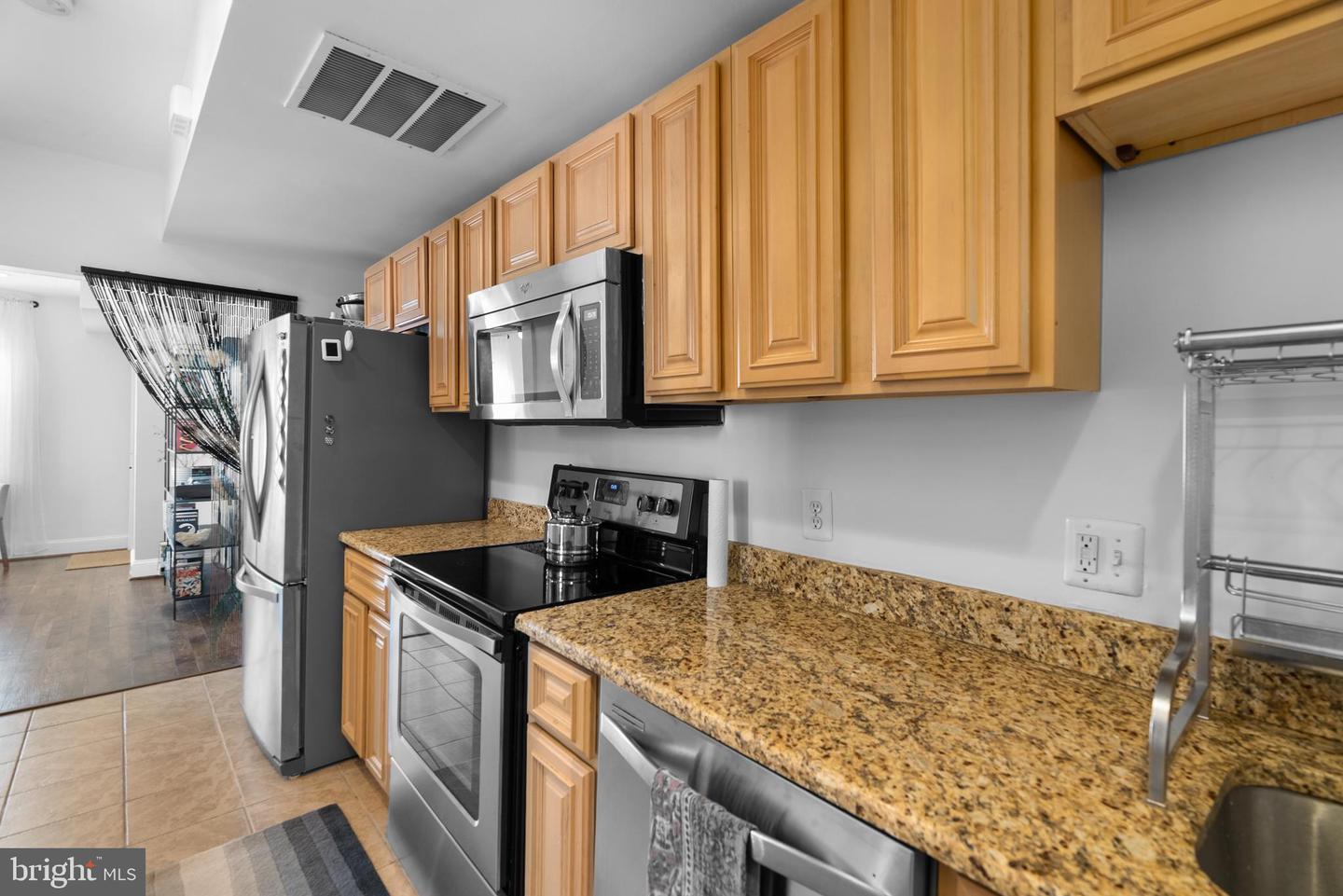 1668 TRINIDAD AVE NE #2, WASHINGTON, District Of Columbia 20002, 2 Bedrooms Bedrooms, ,1 BathroomBathrooms,Residential,For sale,1668 TRINIDAD AVE NE #2,DCDC2244362 MLS # DCDC2244362