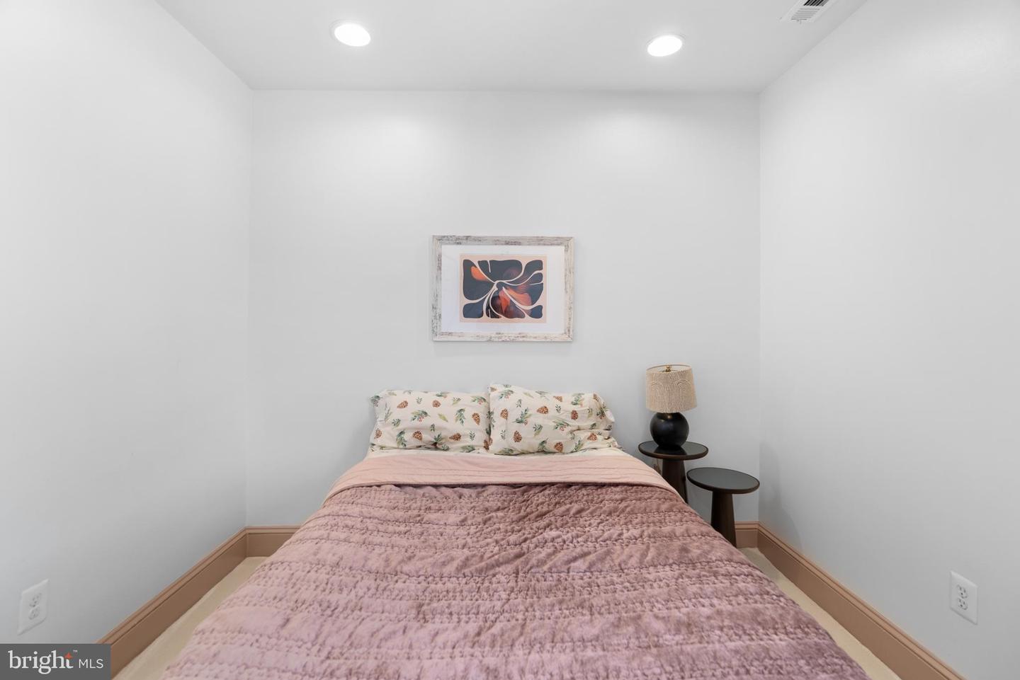 1668 TRINIDAD AVE NE #2, WASHINGTON, District Of Columbia 20002, 2 Bedrooms Bedrooms, ,1 BathroomBathrooms,Residential,For sale,1668 TRINIDAD AVE NE #2,DCDC2244362 MLS # DCDC2244362