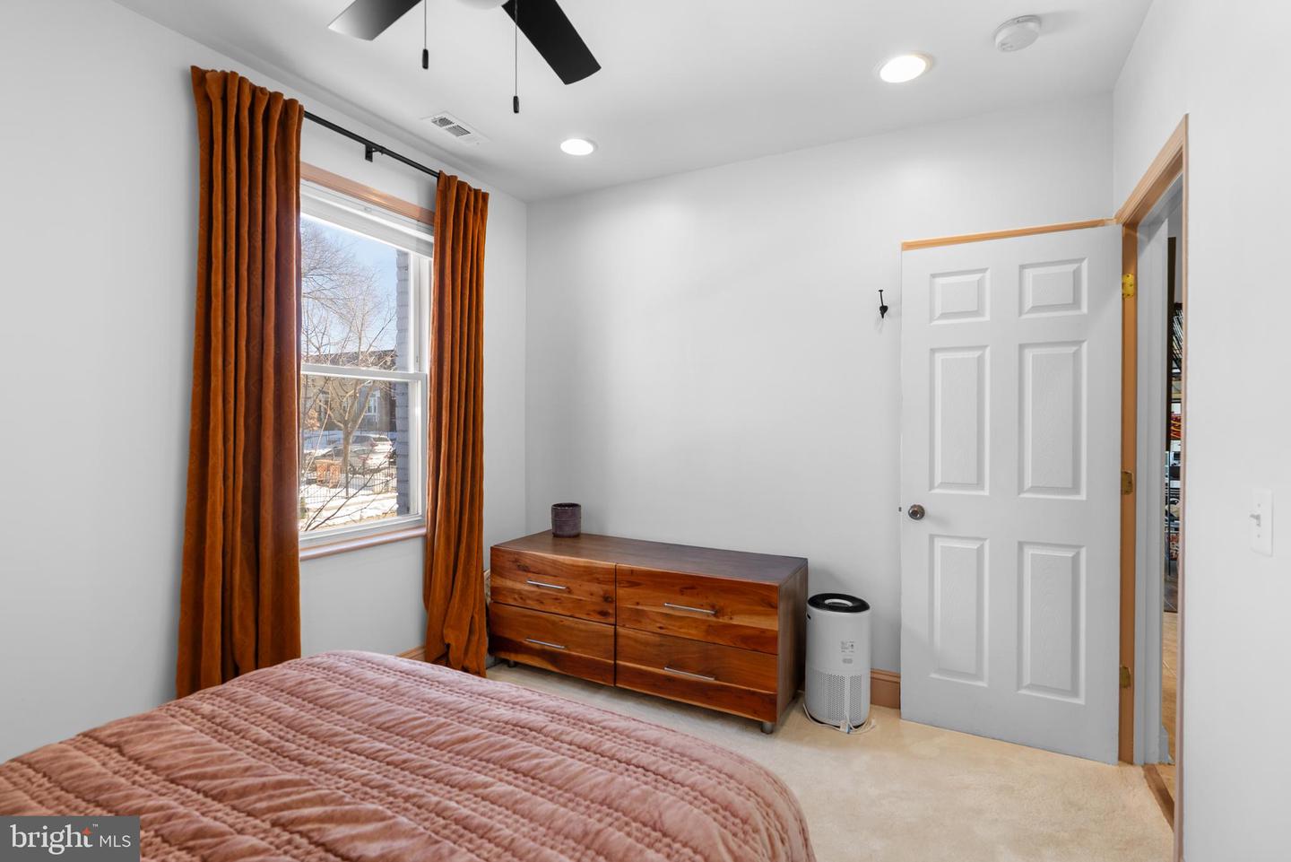 1668 TRINIDAD AVE NE #2, WASHINGTON, District Of Columbia 20002, 2 Bedrooms Bedrooms, ,1 BathroomBathrooms,Residential,For sale,1668 TRINIDAD AVE NE #2,DCDC2244362 MLS # DCDC2244362