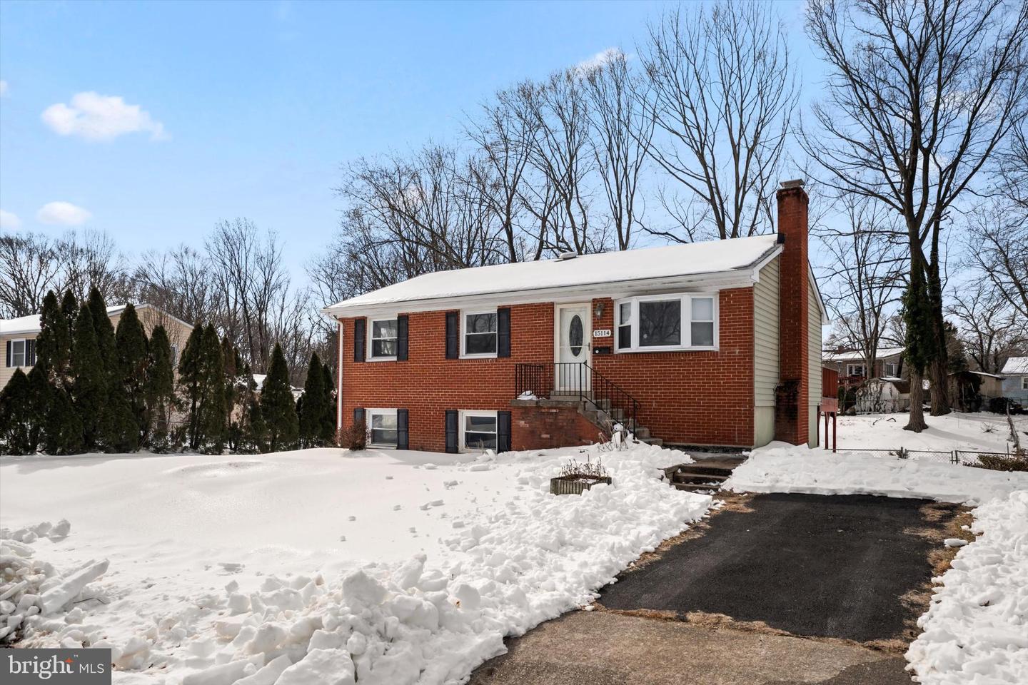 15114 CALEXICO LN, WOODBRIDGE, Virginia 22193, 4 Bedrooms Bedrooms, 6 Rooms Rooms,2 BathroomsBathrooms,Residential,For sale,15114 CALEXICO LN,VAPW2111734 MLS # VAPW2111734