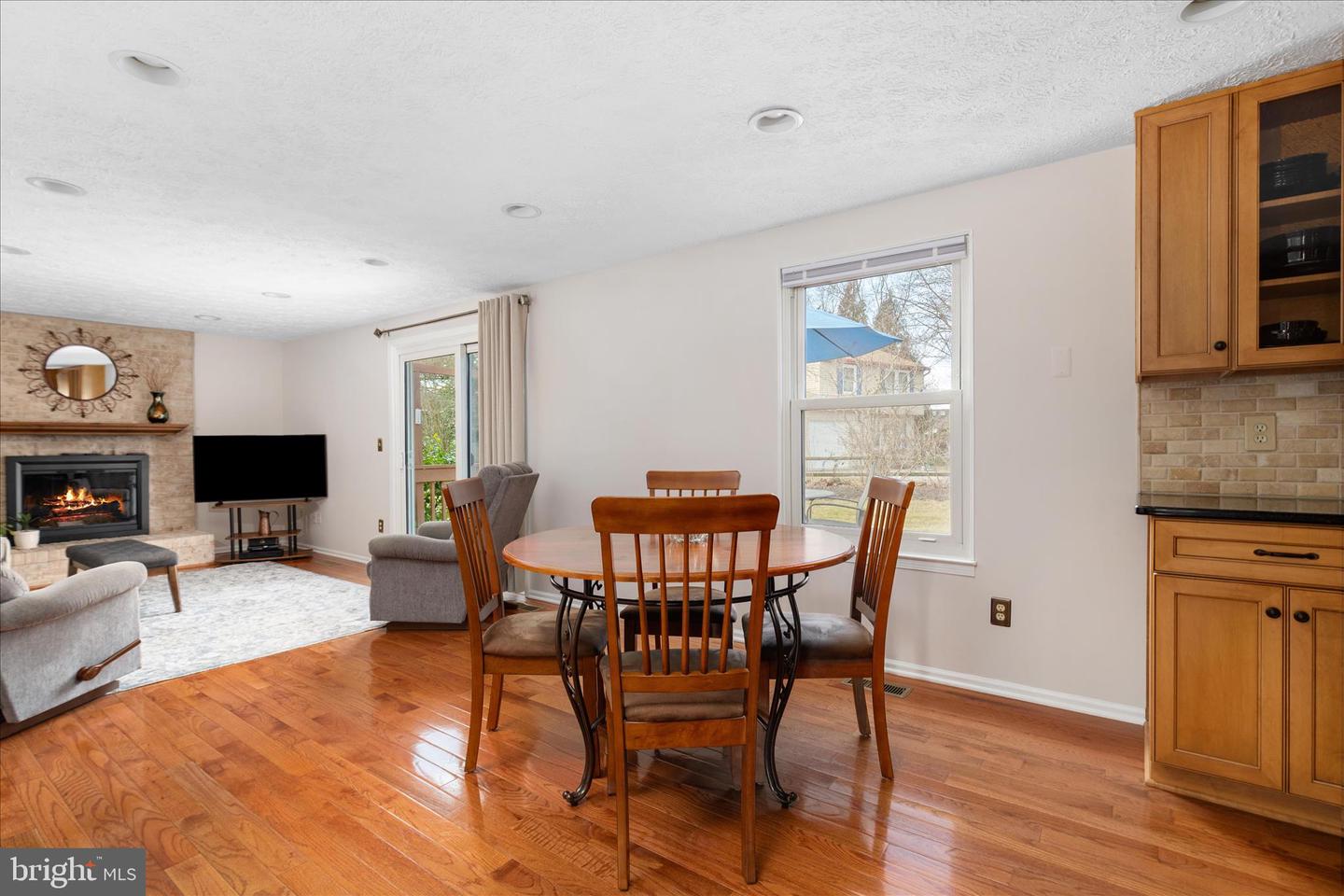 13050 MONTEREY ESTATES DR, HERNDON, Virginia 20171, 3 Bedrooms Bedrooms, ,2 BathroomsBathrooms,Residential,For sale,13050 MONTEREY ESTATES DR,VAFX2288272 MLS # VAFX2288272