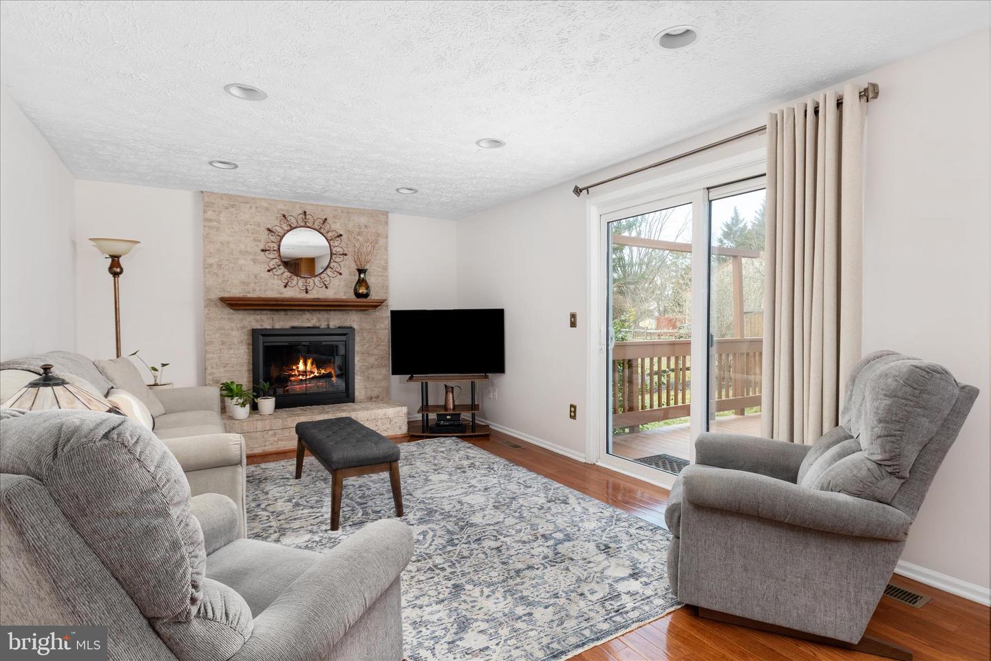 13050 MONTEREY ESTATES DR, HERNDON, Virginia 20171, 3 Bedrooms Bedrooms, ,2 BathroomsBathrooms,Residential,For sale,13050 MONTEREY ESTATES DR,VAFX2288272 MLS # VAFX2288272