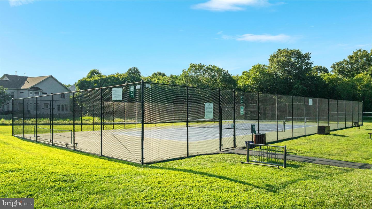 13050 MONTEREY ESTATES DR, HERNDON, Virginia 20171, 3 Bedrooms Bedrooms, ,2 BathroomsBathrooms,Residential,For sale,13050 MONTEREY ESTATES DR,VAFX2288272 MLS # VAFX2288272