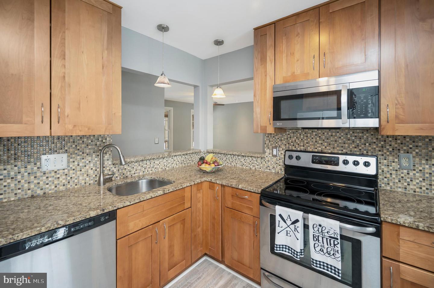 217 WASHINGTON ST, LOCUST GROVE, Virginia 22508, 3 Bedrooms Bedrooms, ,2 BathroomsBathrooms,Residential,For sale,217 WASHINGTON ST,VAOR2013218 MLS # VAOR2013218