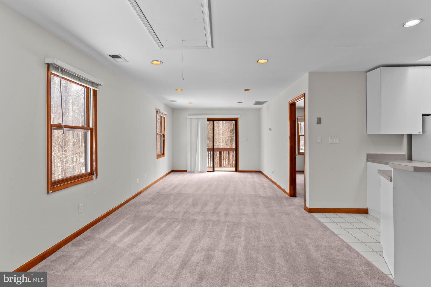 6713 BRIARCROFT ST, CLIFTON, Virginia 20124, 5 Bedrooms Bedrooms, ,5 BathroomsBathrooms,Residential,For sale,6713 BRIARCROFT ST,VAFX2288338 MLS # VAFX2288338