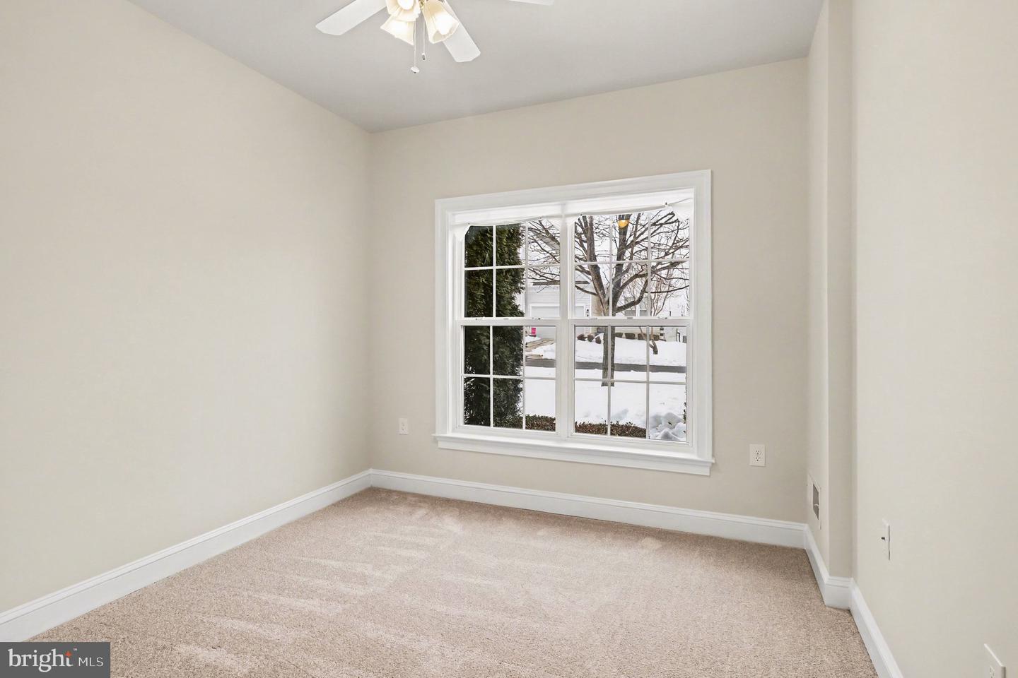 257 LONG POINT DR, FREDERICKSBURG, Virginia 22406, 2 Bedrooms Bedrooms, ,2 BathroomsBathrooms,Residential,For sale,257 LONG POINT DR,VAST2045652 MLS # VAST2045652