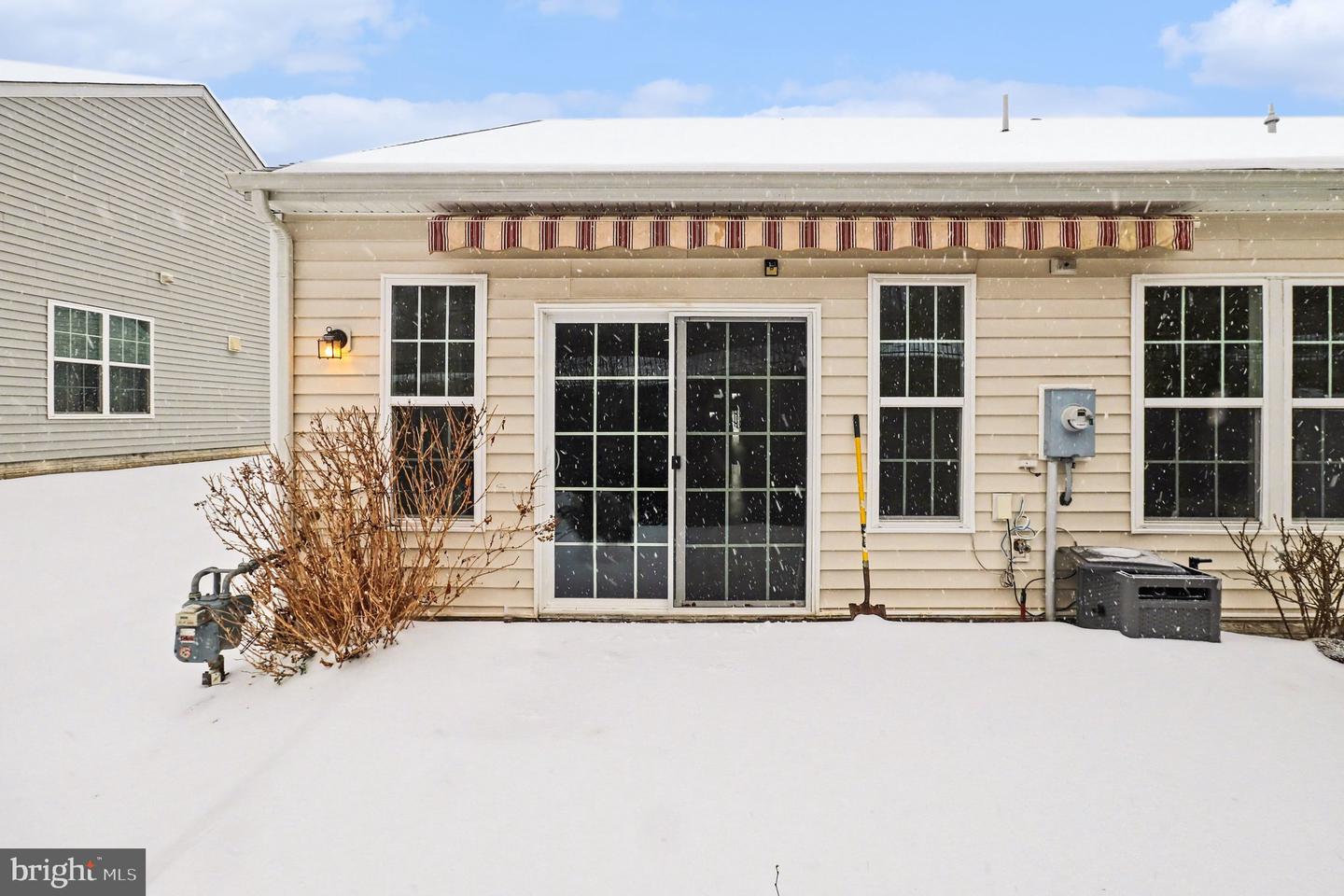 257 LONG POINT DR, FREDERICKSBURG, Virginia 22406, 2 Bedrooms Bedrooms, ,2 BathroomsBathrooms,Residential,For sale,257 LONG POINT DR,VAST2045652 MLS # VAST2045652