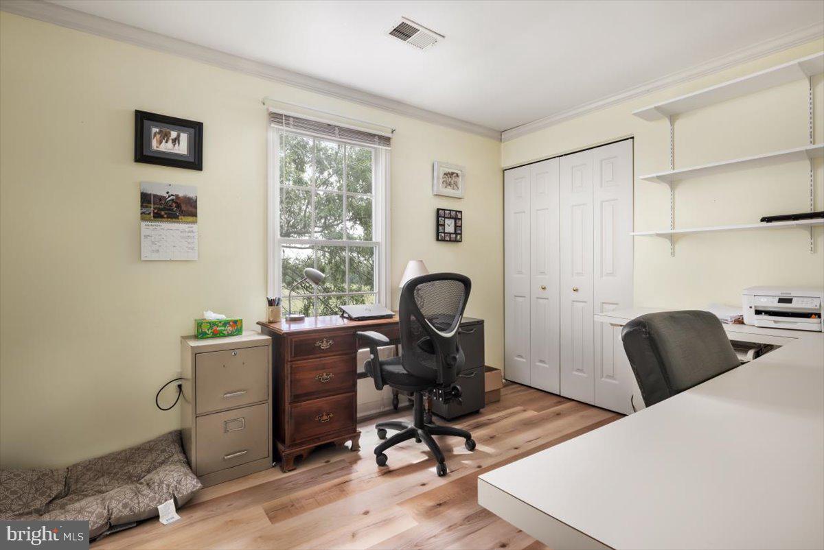 19606 RIDGESIDE RD, BLUEMONT, Virginia 20135, 6 Bedrooms Bedrooms, ,3 BathroomsBathrooms,Residential,For sale,19606 RIDGESIDE RD,VALO2115076 MLS # VALO2115076