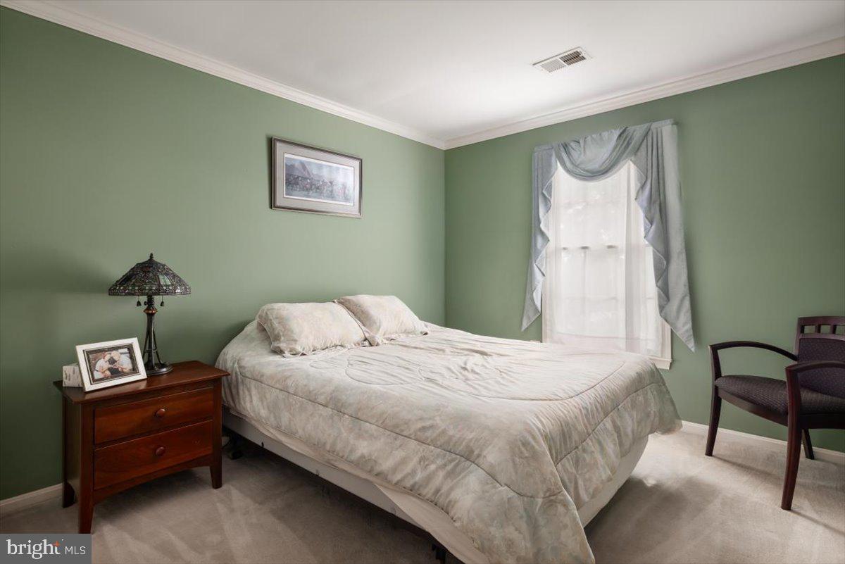 19606 RIDGESIDE RD, BLUEMONT, Virginia 20135, 6 Bedrooms Bedrooms, ,3 BathroomsBathrooms,Residential,For sale,19606 RIDGESIDE RD,VALO2115076 MLS # VALO2115076