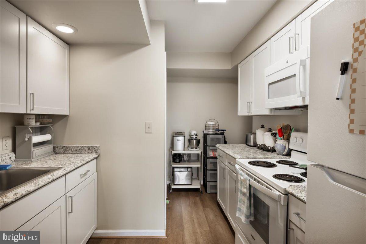 19606 RIDGESIDE RD, BLUEMONT, Virginia 20135, 6 Bedrooms Bedrooms, ,3 BathroomsBathrooms,Residential,For sale,19606 RIDGESIDE RD,VALO2115076 MLS # VALO2115076