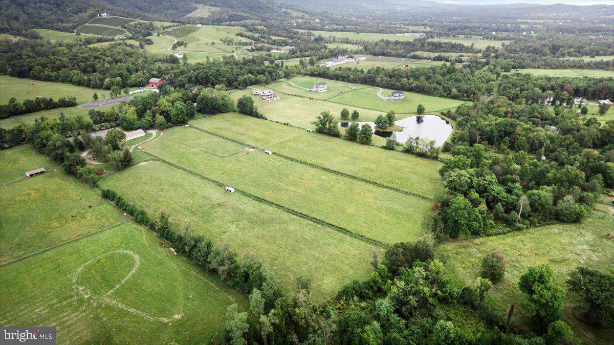 19606 RIDGESIDE RD, BLUEMONT, Virginia 20135, 6 Bedrooms Bedrooms, ,3 BathroomsBathrooms,Residential,For sale,19606 RIDGESIDE RD,VALO2115076 MLS # VALO2115076