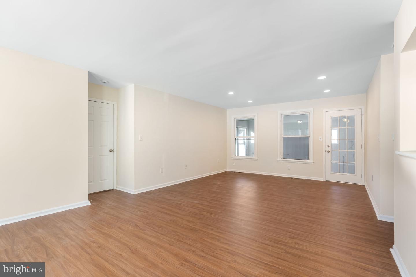 5303 BRIARBEND CT, FREDERICKSBURG, Virginia 22407, 3 Bedrooms Bedrooms, ,2 BathroomsBathrooms,Residential,For sale,5303 BRIARBEND CT,VASP2039008 MLS # VASP2039008