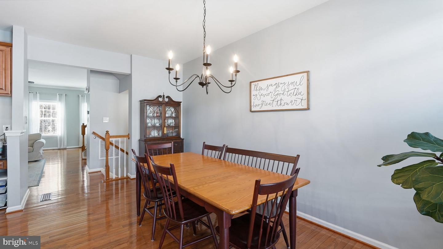 12605 TERRANOVA LN, WOODBRIDGE, Virginia 22192, 3 Bedrooms Bedrooms, ,3 BathroomsBathrooms,Residential,For sale,12605 TERRANOVA LN,VAPW2111676 MLS # VAPW2111676