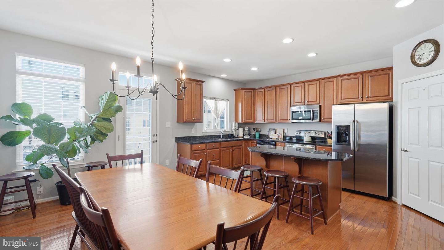 12605 TERRANOVA LN, WOODBRIDGE, Virginia 22192, 3 Bedrooms Bedrooms, ,3 BathroomsBathrooms,Residential,For sale,12605 TERRANOVA LN,VAPW2111676 MLS # VAPW2111676