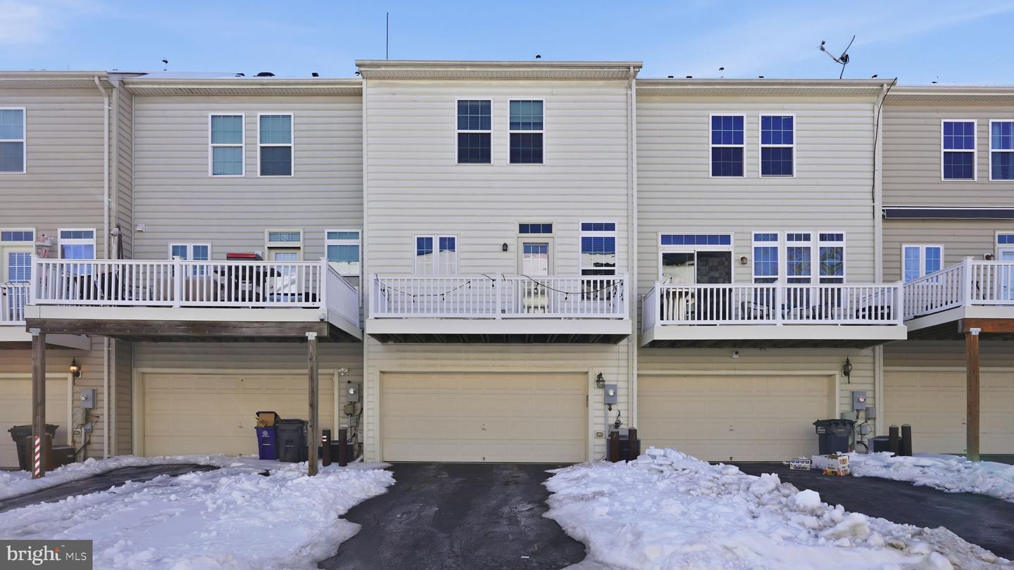 12605 TERRANOVA LN, WOODBRIDGE, Virginia 22192, 3 Bedrooms Bedrooms, ,3 BathroomsBathrooms,Residential,For sale,12605 TERRANOVA LN,VAPW2111676 MLS # VAPW2111676