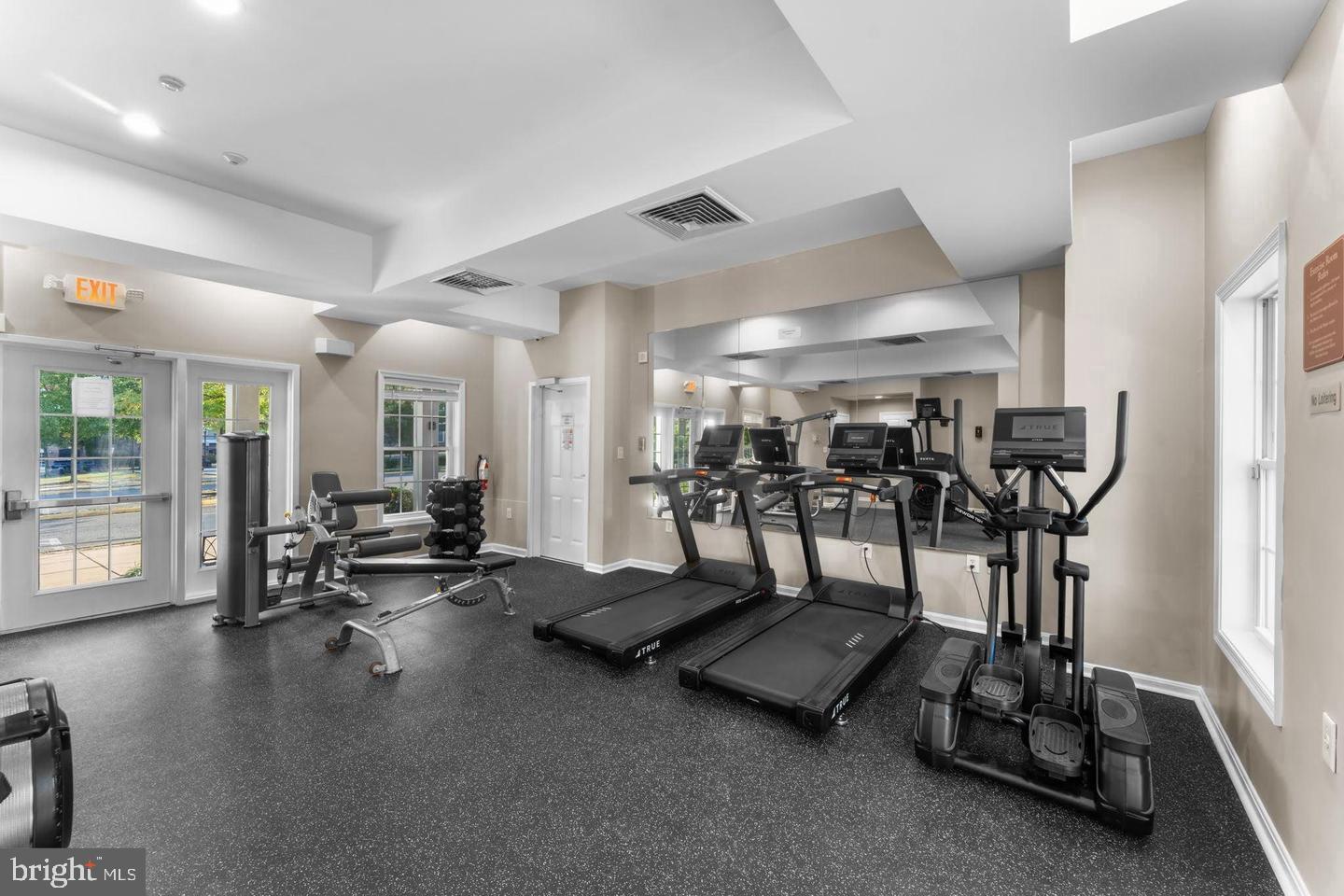 12605 TERRANOVA LN, WOODBRIDGE, Virginia 22192, 3 Bedrooms Bedrooms, ,3 BathroomsBathrooms,Residential,For sale,12605 TERRANOVA LN,VAPW2111676 MLS # VAPW2111676