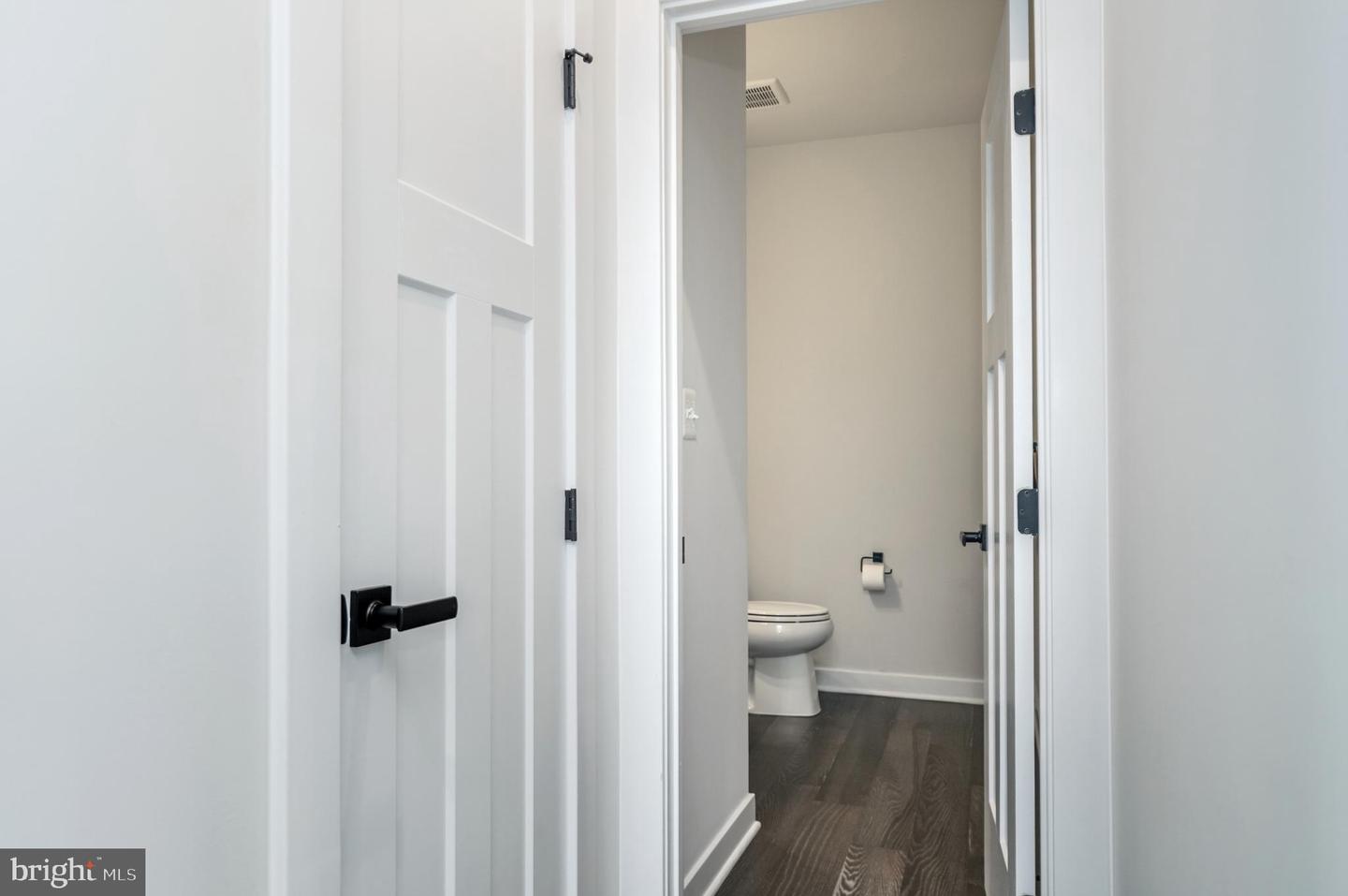 10907 GREEN LEAF RUN, SPOTSYLVANIA, Virginia 22551, 5 Bedrooms Bedrooms, 21 Rooms Rooms,4 BathroomsBathrooms,Residential,For sale,10907 GREEN LEAF RUN,VASP2039012 MLS # VASP2039012