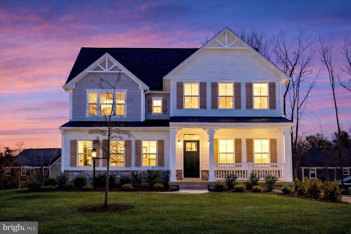 10907 GREEN LEAF RUN, SPOTSYLVANIA, Virginia 22551, 5 Bedrooms Bedrooms, 21 Rooms Rooms,4 BathroomsBathrooms,Residential,For sale,10907 GREEN LEAF RUN,VASP2039012 MLS # VASP2039012