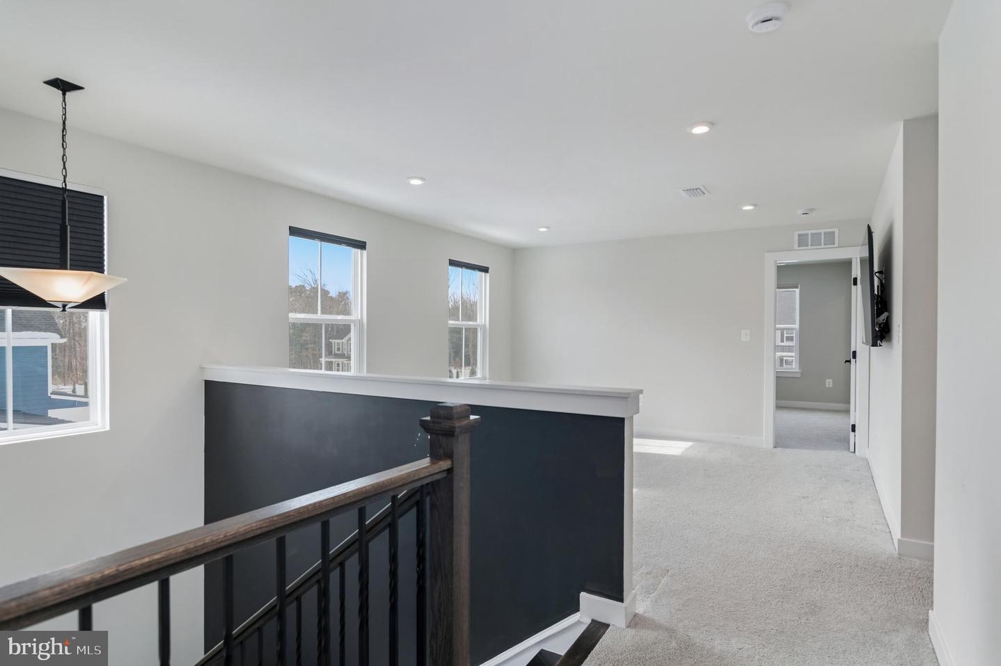 10907 GREEN LEAF RUN, SPOTSYLVANIA, Virginia 22551, 5 Bedrooms Bedrooms, 21 Rooms Rooms,4 BathroomsBathrooms,Residential,For sale,10907 GREEN LEAF RUN,VASP2039012 MLS # VASP2039012