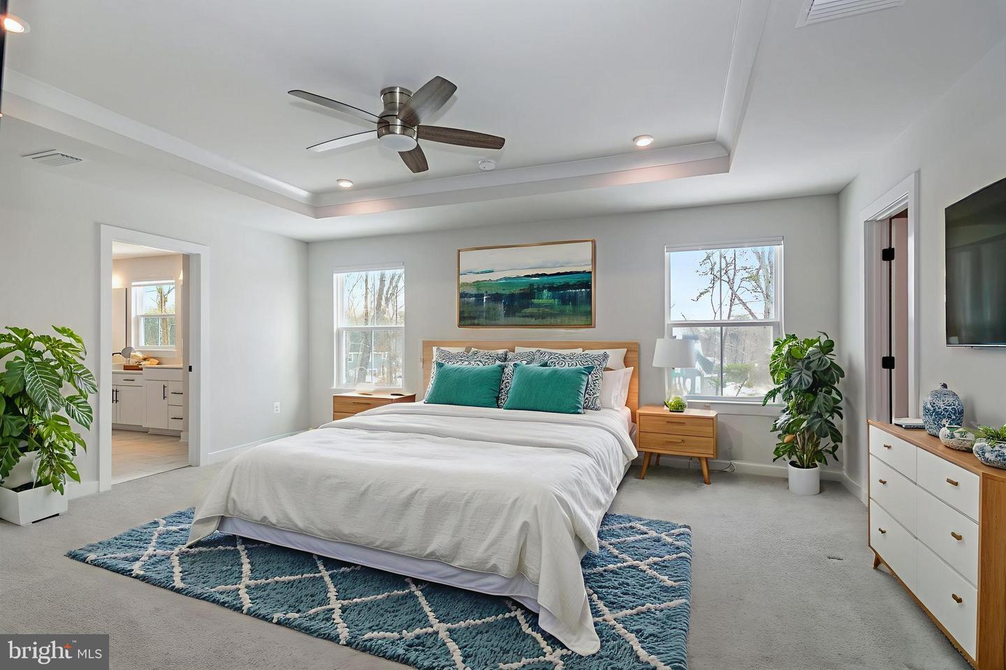 10907 GREEN LEAF RUN, SPOTSYLVANIA, Virginia 22551, 5 Bedrooms Bedrooms, 21 Rooms Rooms,4 BathroomsBathrooms,Residential,For sale,10907 GREEN LEAF RUN,VASP2039012 MLS # VASP2039012