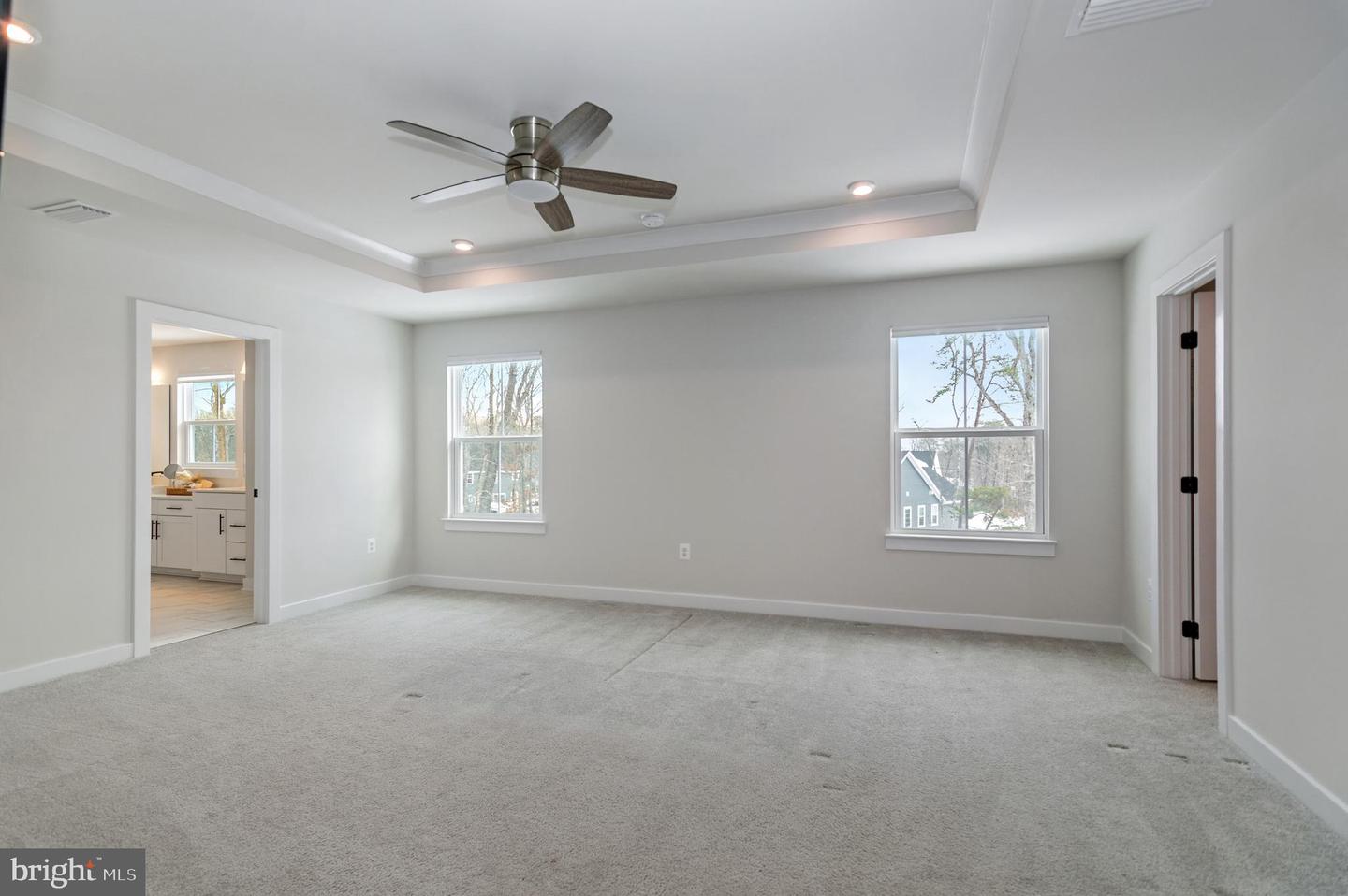 10907 GREEN LEAF RUN, SPOTSYLVANIA, Virginia 22551, 5 Bedrooms Bedrooms, 21 Rooms Rooms,4 BathroomsBathrooms,Residential,For sale,10907 GREEN LEAF RUN,VASP2039012 MLS # VASP2039012