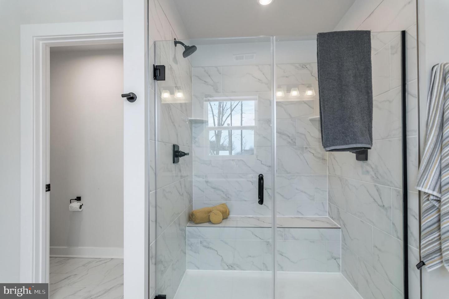 10907 GREEN LEAF RUN, SPOTSYLVANIA, Virginia 22551, 5 Bedrooms Bedrooms, 21 Rooms Rooms,4 BathroomsBathrooms,Residential,For sale,10907 GREEN LEAF RUN,VASP2039012 MLS # VASP2039012