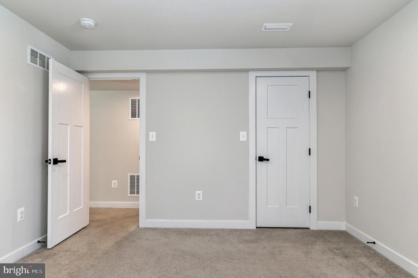 10907 GREEN LEAF RUN, SPOTSYLVANIA, Virginia 22551, 5 Bedrooms Bedrooms, 21 Rooms Rooms,4 BathroomsBathrooms,Residential,For sale,10907 GREEN LEAF RUN,VASP2039012 MLS # VASP2039012