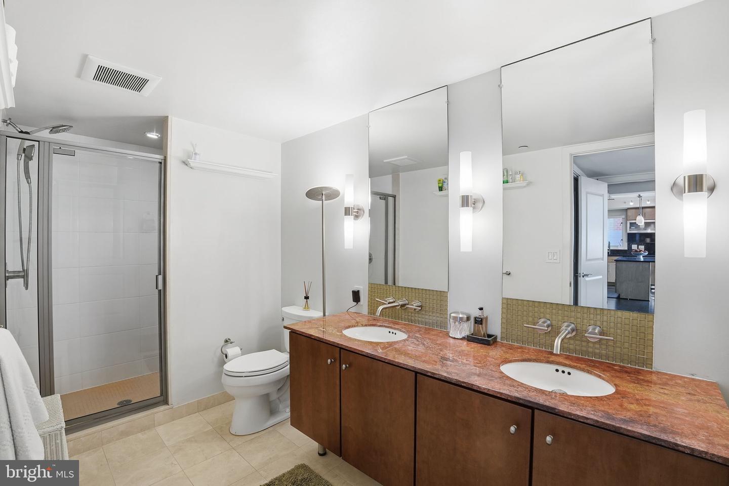 1025 1ST ST SE #906, WASHINGTON, District Of Columbia 20003, 2 Bedrooms Bedrooms, ,2 BathroomsBathrooms,Residential,For sale,1025 1ST ST SE #906,DCDC2244314 MLS # DCDC2244314