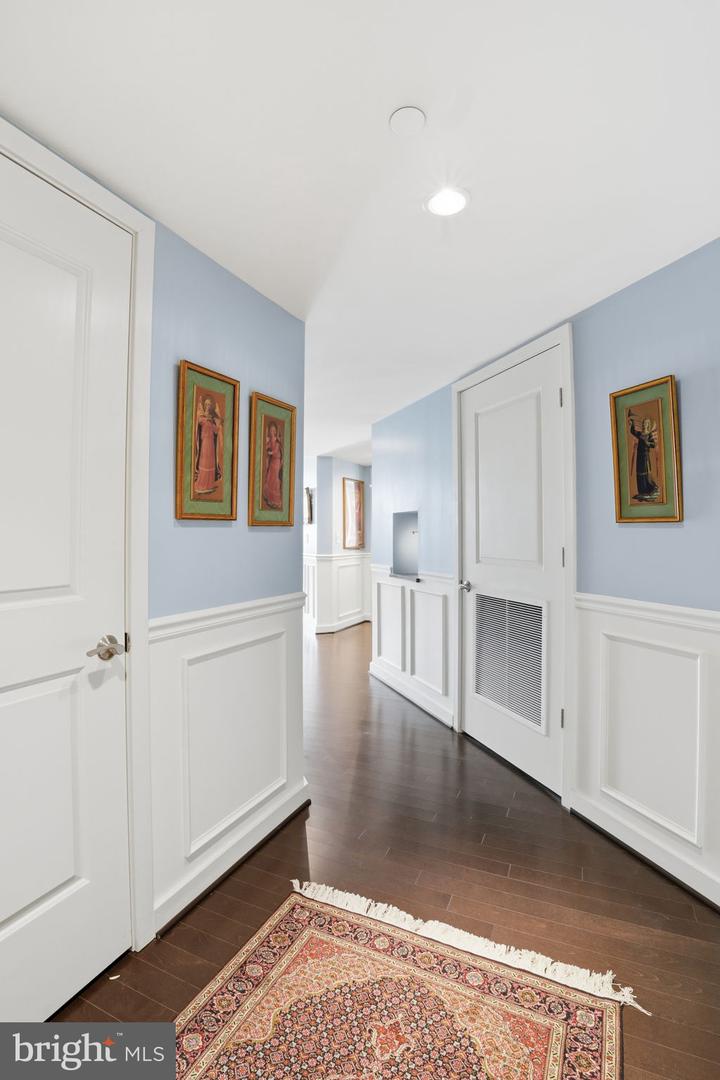 1025 1ST ST SE #906, WASHINGTON, District Of Columbia 20003, 2 Bedrooms Bedrooms, ,2 BathroomsBathrooms,Residential,For sale,1025 1ST ST SE #906,DCDC2244314 MLS # DCDC2244314