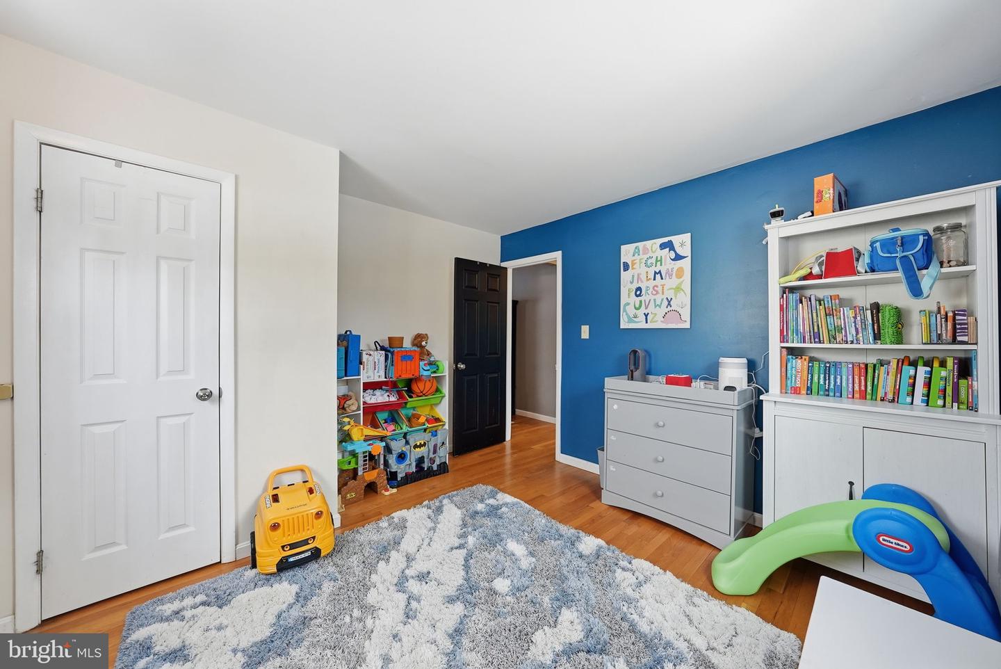 4602 KENWOOD DR, WOODBRIDGE, Virginia 22193, 3 Bedrooms Bedrooms, ,2 BathroomsBathrooms,Residential,For sale,4602 KENWOOD DR,VAPW2111700 MLS # VAPW2111700