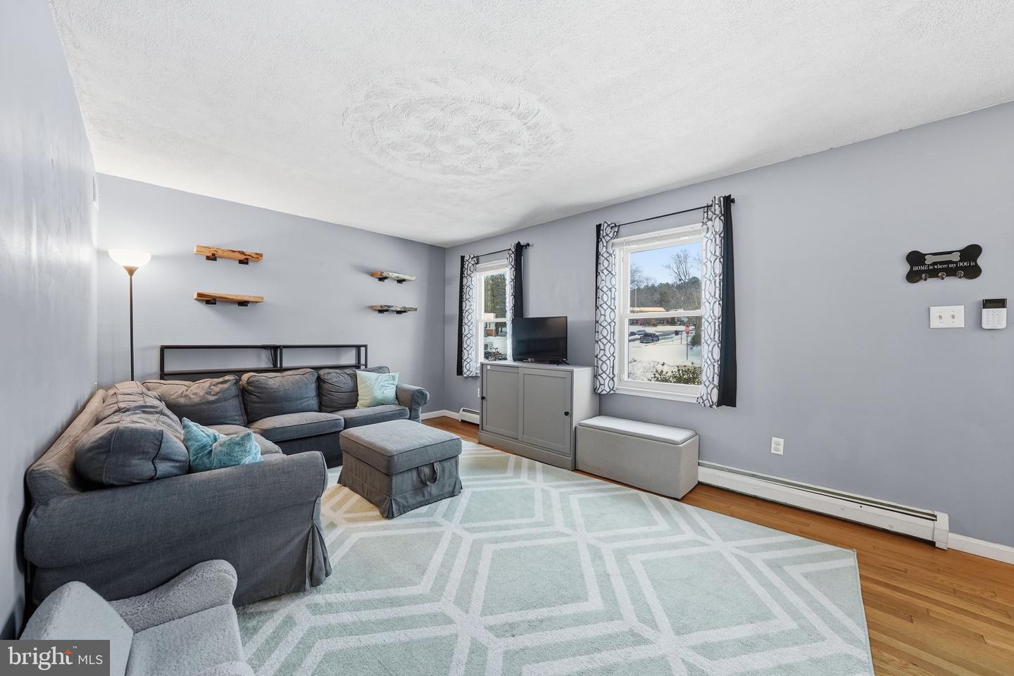 4602 KENWOOD DR, WOODBRIDGE, Virginia 22193, 3 Bedrooms Bedrooms, ,2 BathroomsBathrooms,Residential,For sale,4602 KENWOOD DR,VAPW2111700 MLS # VAPW2111700