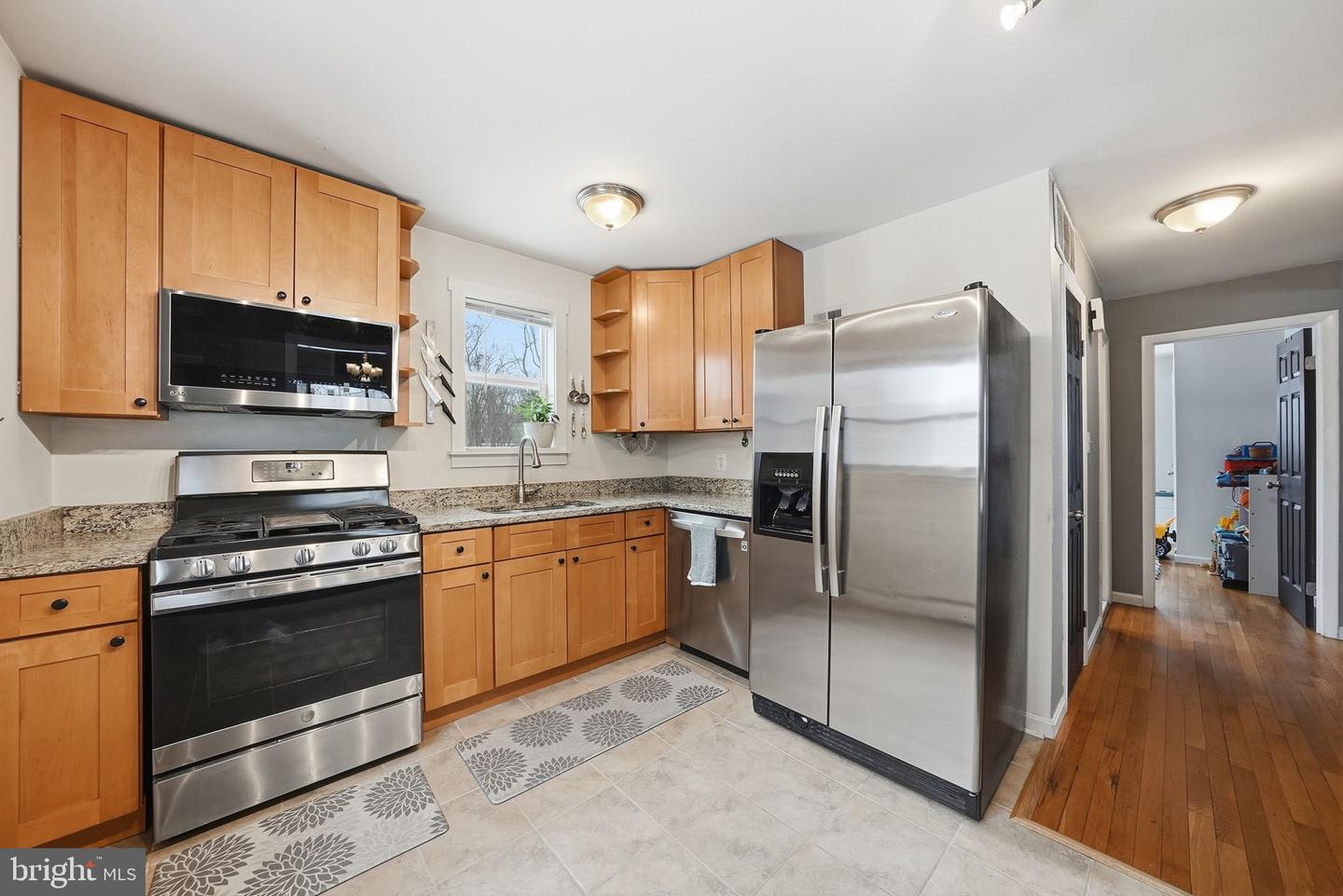 4602 KENWOOD DR, WOODBRIDGE, Virginia 22193, 3 Bedrooms Bedrooms, ,2 BathroomsBathrooms,Residential,For sale,4602 KENWOOD DR,VAPW2111700 MLS # VAPW2111700