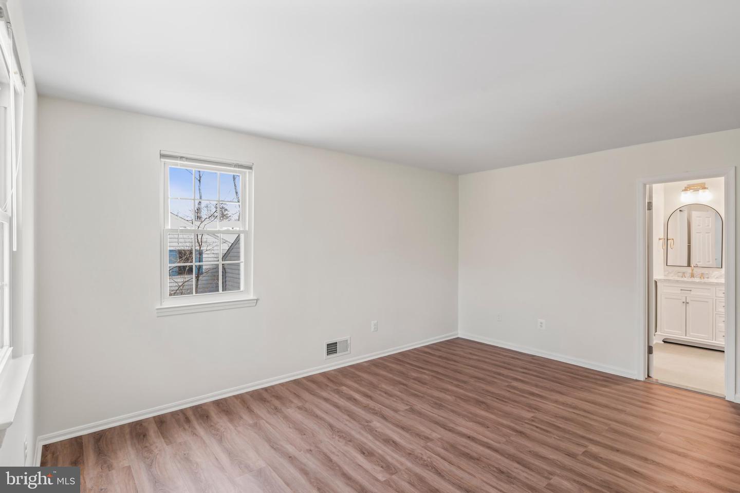 11310 HANDLEBAR RD, RESTON, Virginia 20191, 5 Bedrooms Bedrooms, ,3 BathroomsBathrooms,Residential,For sale,11310 HANDLEBAR RD,VAFX2288664 MLS # VAFX2288664