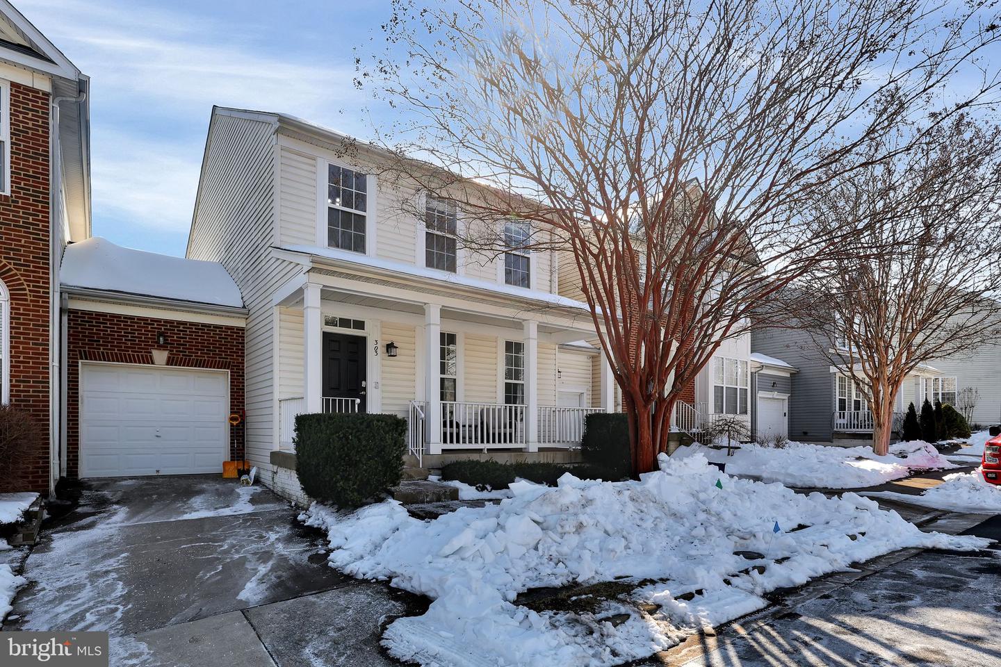 303 BAISH DR SE, LEESBURG, Virginia 20175, 4 Bedrooms Bedrooms, 17 Rooms Rooms,3 BathroomsBathrooms,Residential,For sale,303 BAISH DR SE,VALO2115146 MLS # VALO2115146