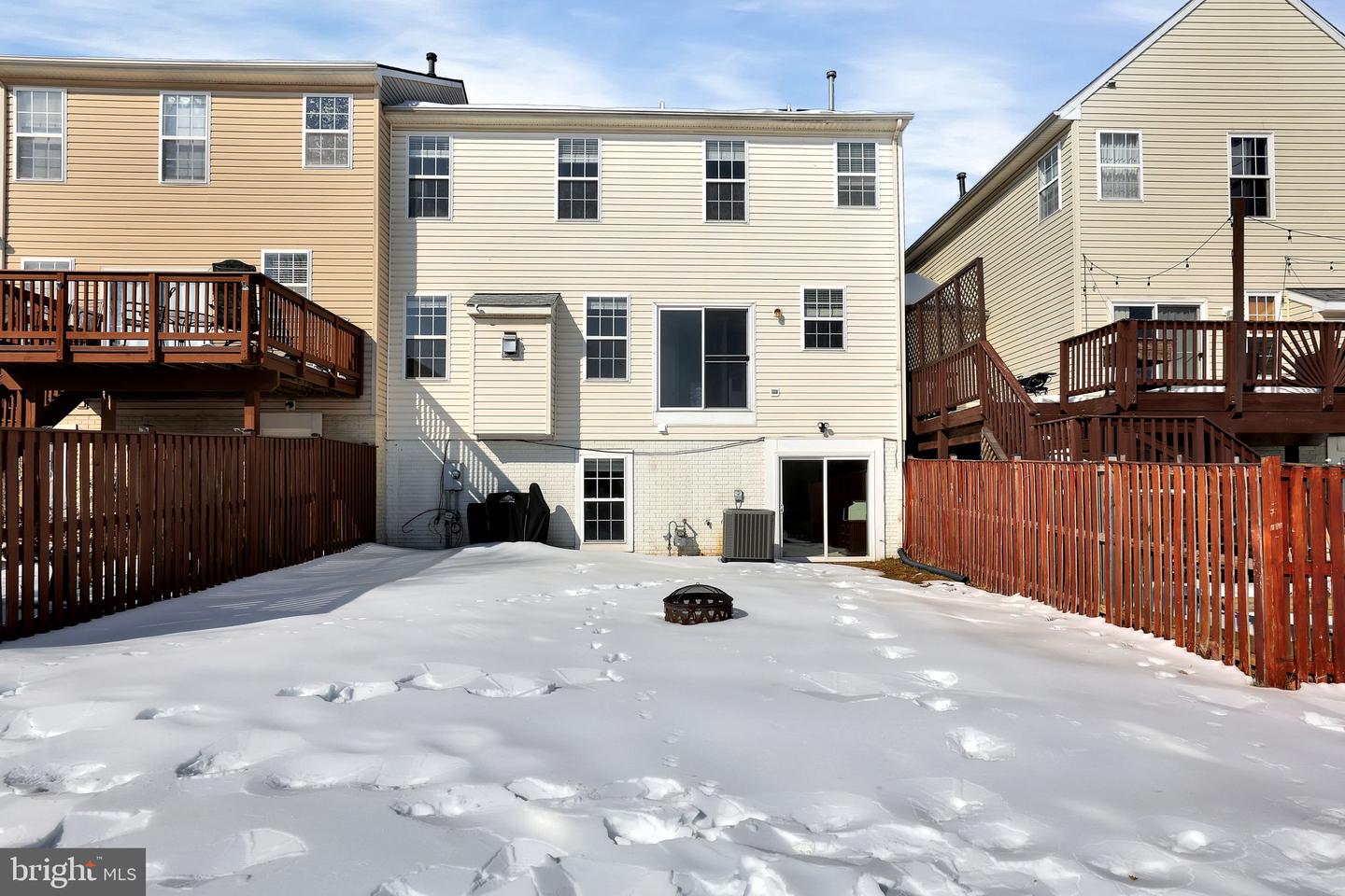 303 BAISH DR SE, LEESBURG, Virginia 20175, 4 Bedrooms Bedrooms, 17 Rooms Rooms,3 BathroomsBathrooms,Residential,For sale,303 BAISH DR SE,VALO2115146 MLS # VALO2115146