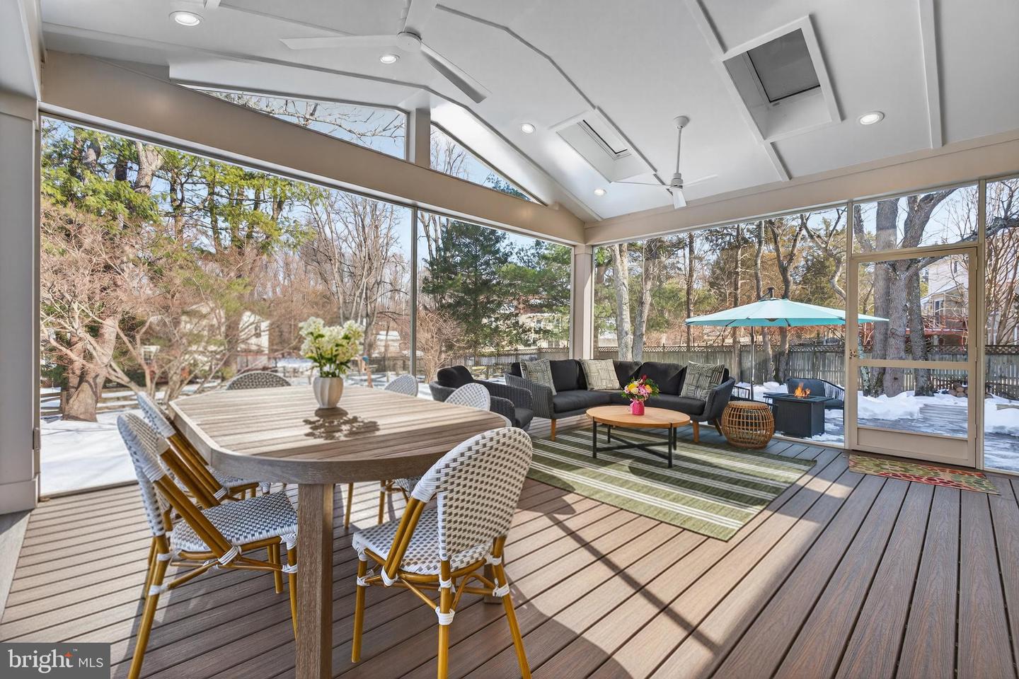 11922 HOLLY SPRING DR, GREAT FALLS, Virginia 22066, 5 Bedrooms Bedrooms, ,3 BathroomsBathrooms,Residential,For sale,11922 HOLLY SPRING DR,VAFX2288734 MLS # VAFX2288734