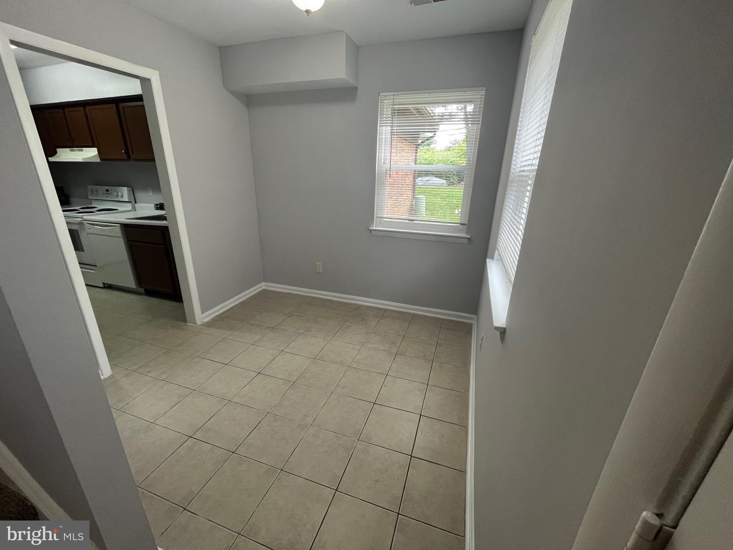 9505 HAGEL CIR #01/B, LORTON, Virginia 22079, 2 Bedrooms Bedrooms, ,1 BathroomBathrooms,Residential,For sale,9505 HAGEL CIR #01/B,VAFX2288762 MLS # VAFX2288762