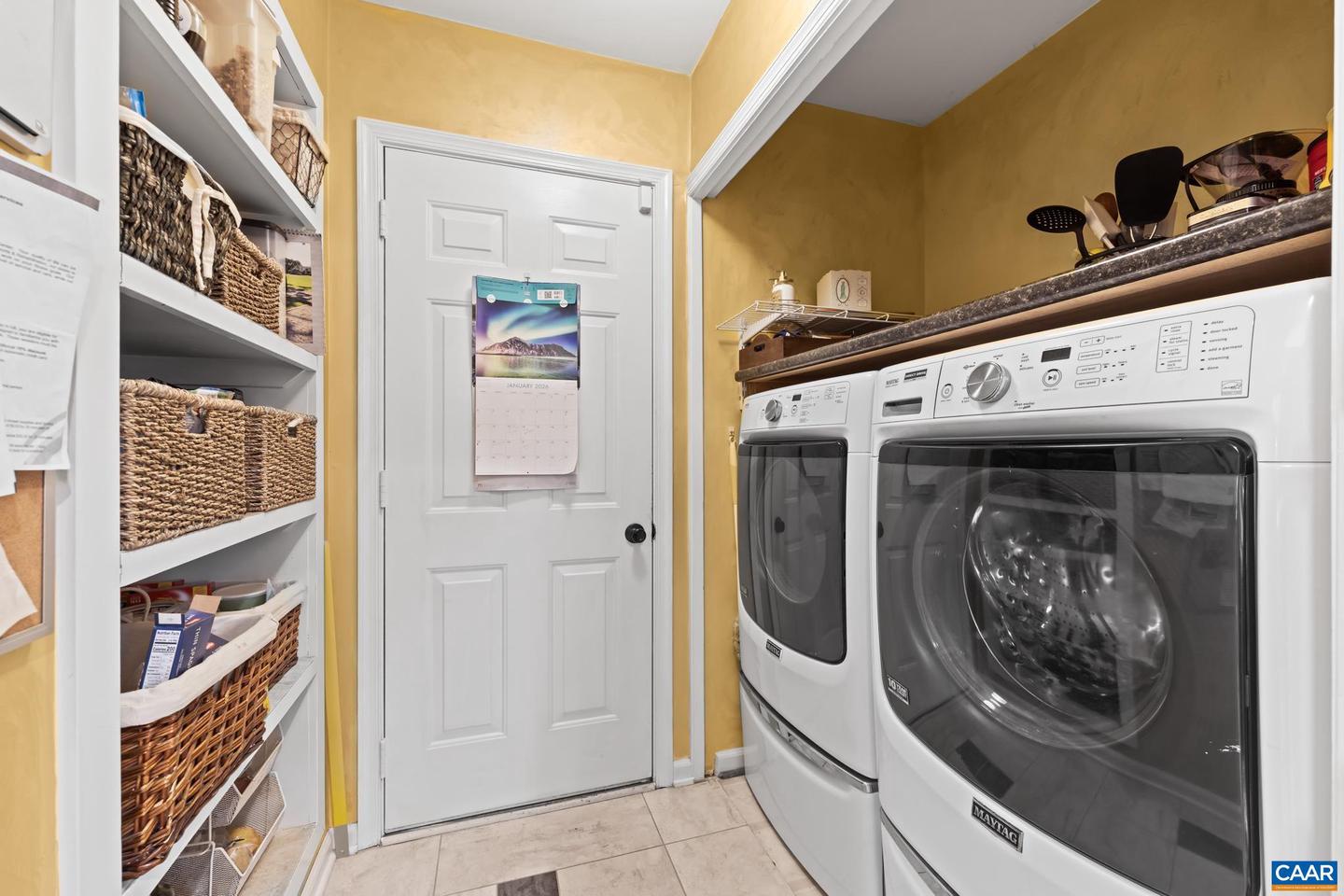 1817 HEARTHGLOW LN, CHARLOTTESVILLE, Virginia 22901, 4 Bedrooms Bedrooms, ,2 BathroomsBathrooms,Residential,For sale,1817 HEARTHGLOW LN,672990 MLS # 672990