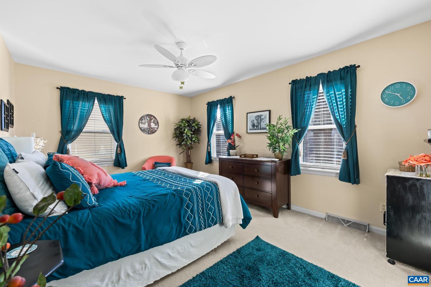 1817 HEARTHGLOW LN, CHARLOTTESVILLE, Virginia 22901, 4 Bedrooms Bedrooms, ,2 BathroomsBathrooms,Residential,For sale,1817 HEARTHGLOW LN,672990 MLS # 672990