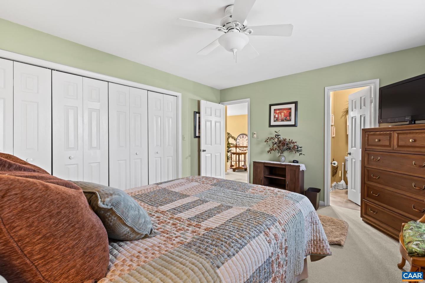 1817 HEARTHGLOW LN, CHARLOTTESVILLE, Virginia 22901, 4 Bedrooms Bedrooms, ,2 BathroomsBathrooms,Residential,For sale,1817 HEARTHGLOW LN,672990 MLS # 672990