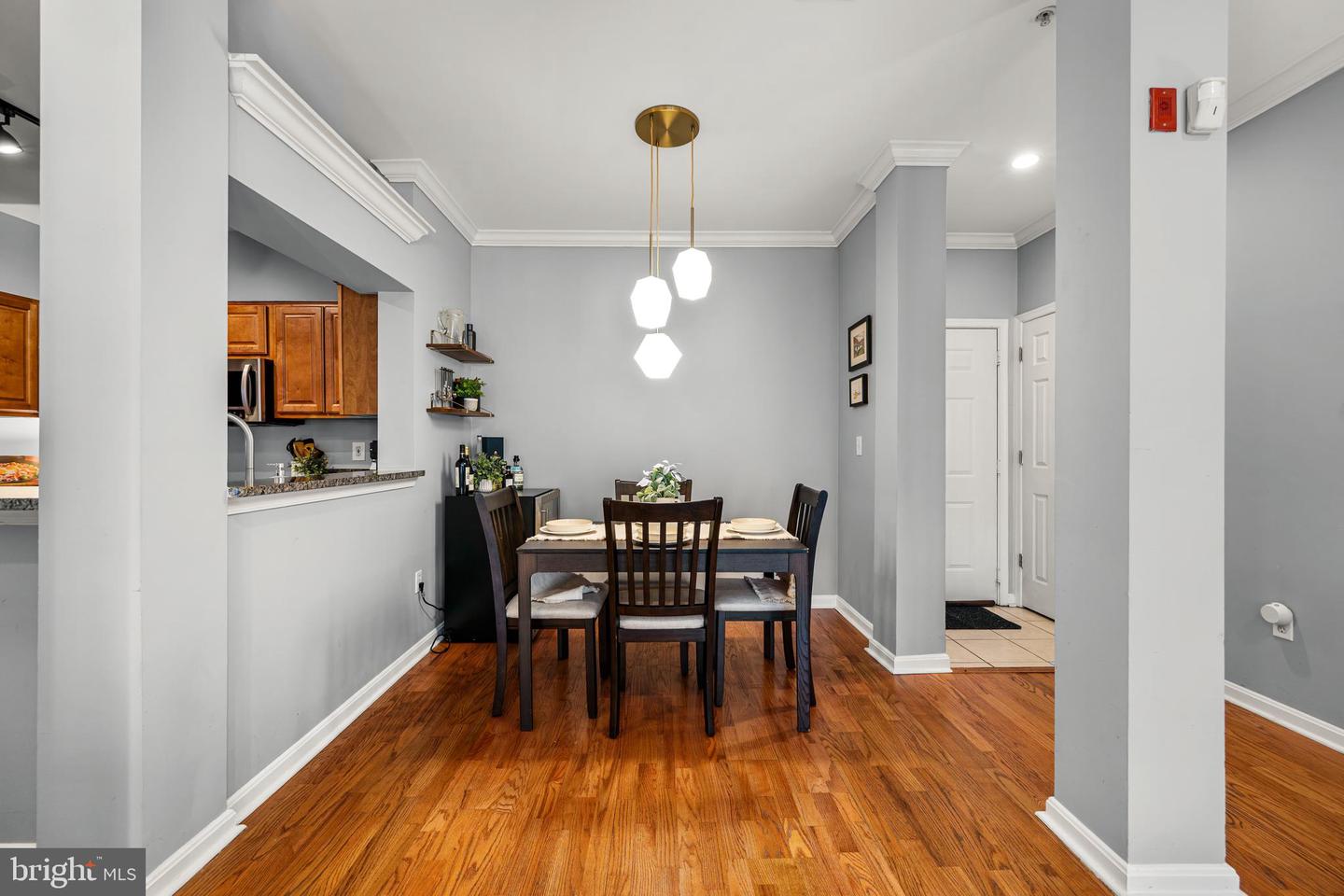 4551 STRUTFIELD LN #4303, ALEXANDRIA, Virginia 22311, 2 Bedrooms Bedrooms, ,2 BathroomsBathrooms,Residential,For sale,4551 STRUTFIELD LN #4303,VAAX2053766 MLS # VAAX2053766